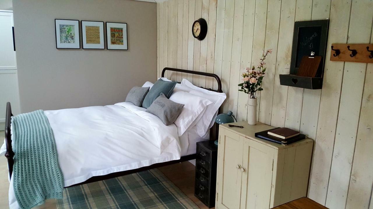The Dorm Bed And Breakfast Eccleshall エクステリア 写真