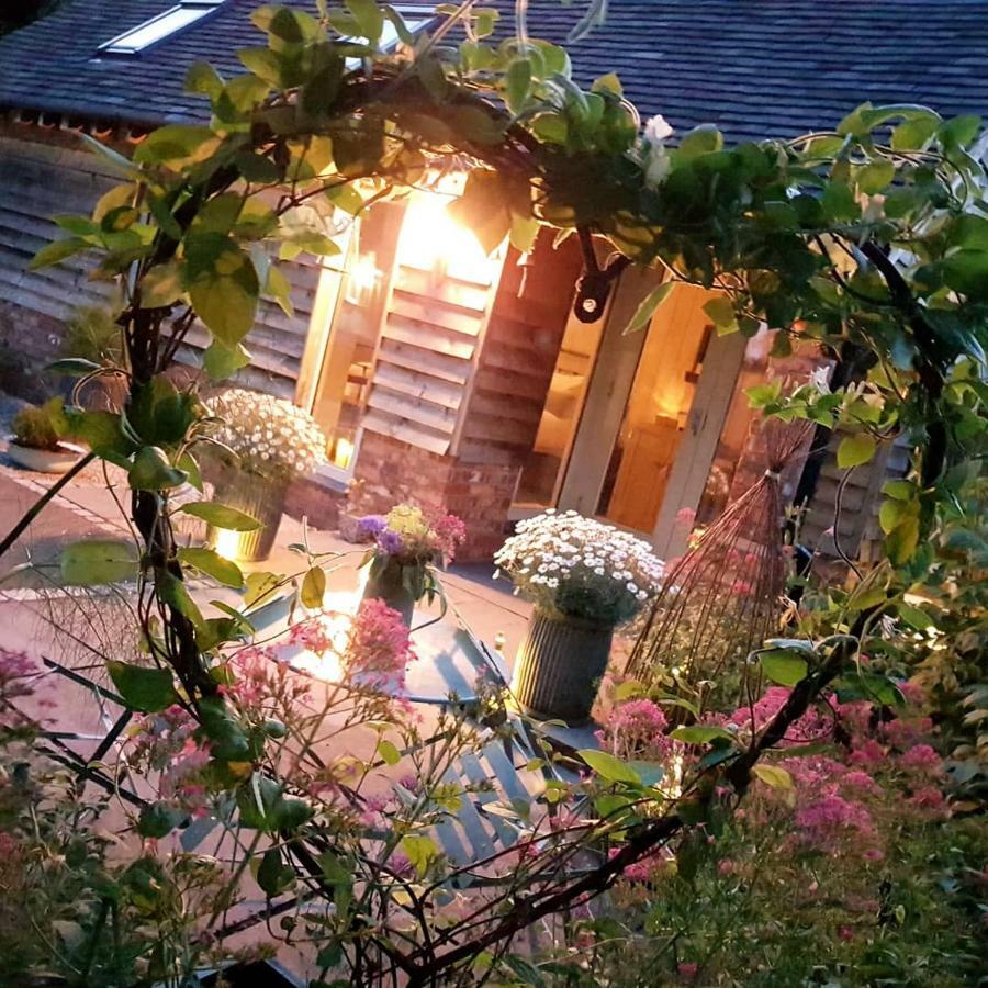 The Dorm Bed And Breakfast Eccleshall エクステリア 写真